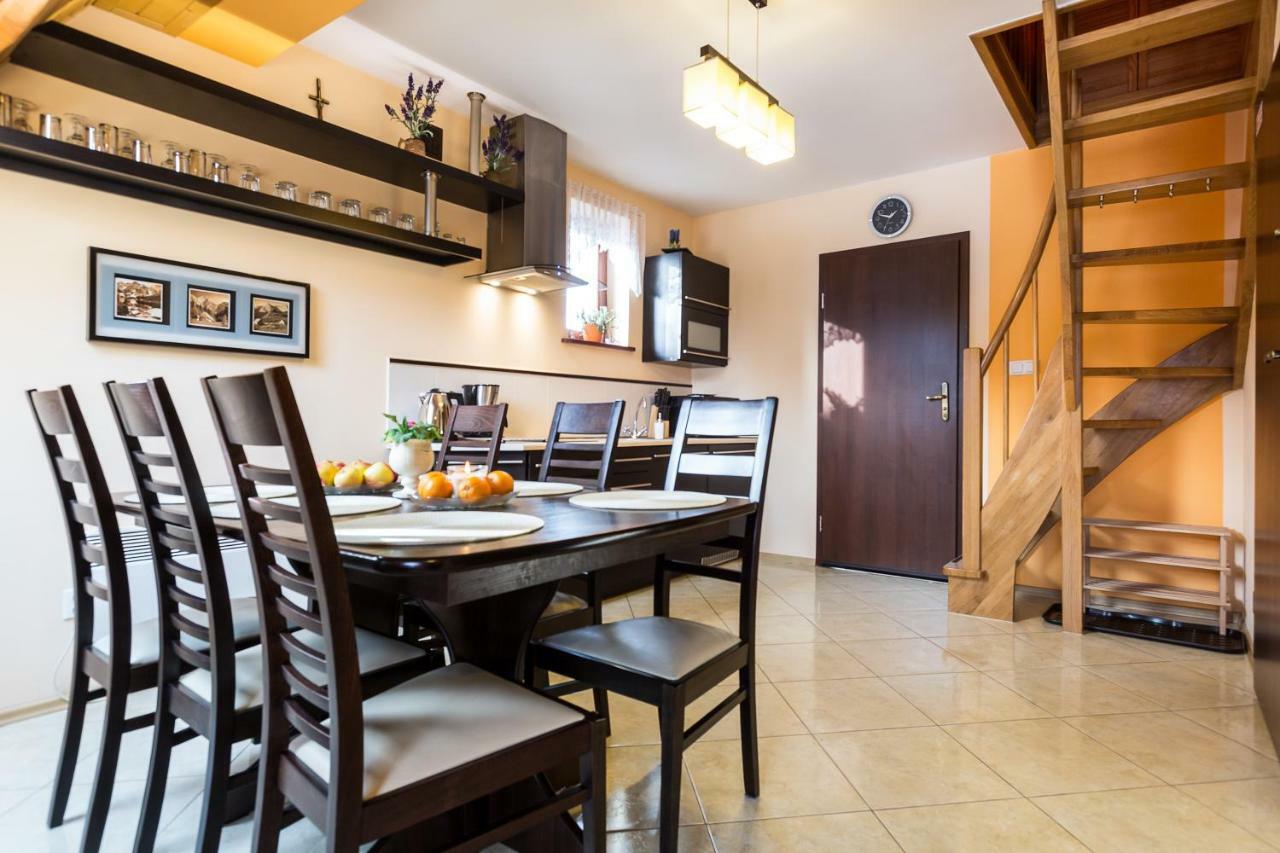 Apartament Pomaranczowy Z Basenem I Sauna كوشتيليسكا المظهر الخارجي الصورة